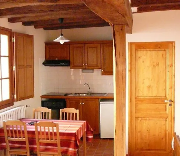 Le Clos De La Bouteille Angers