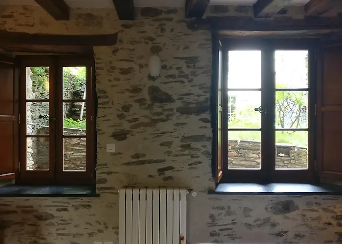 Le Clos De La Bouteille * אנז'ה